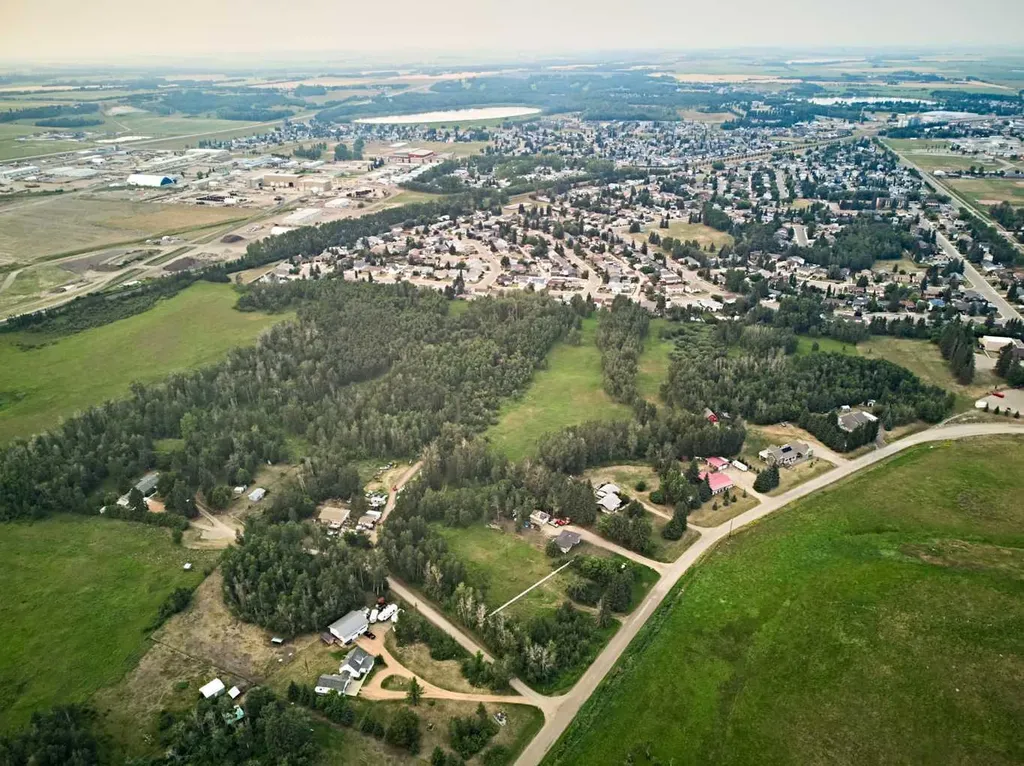 5400 Davies Street Innisfail AB T4G 1E3