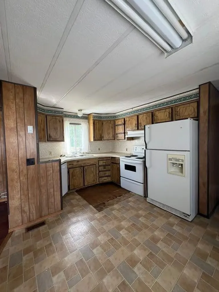5503 51 Street Edgerton AB T0B 1K0