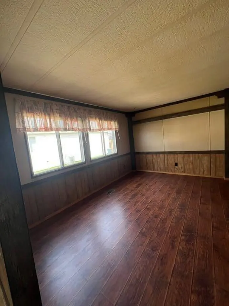 5503 51 Street Edgerton AB T0B 1K0