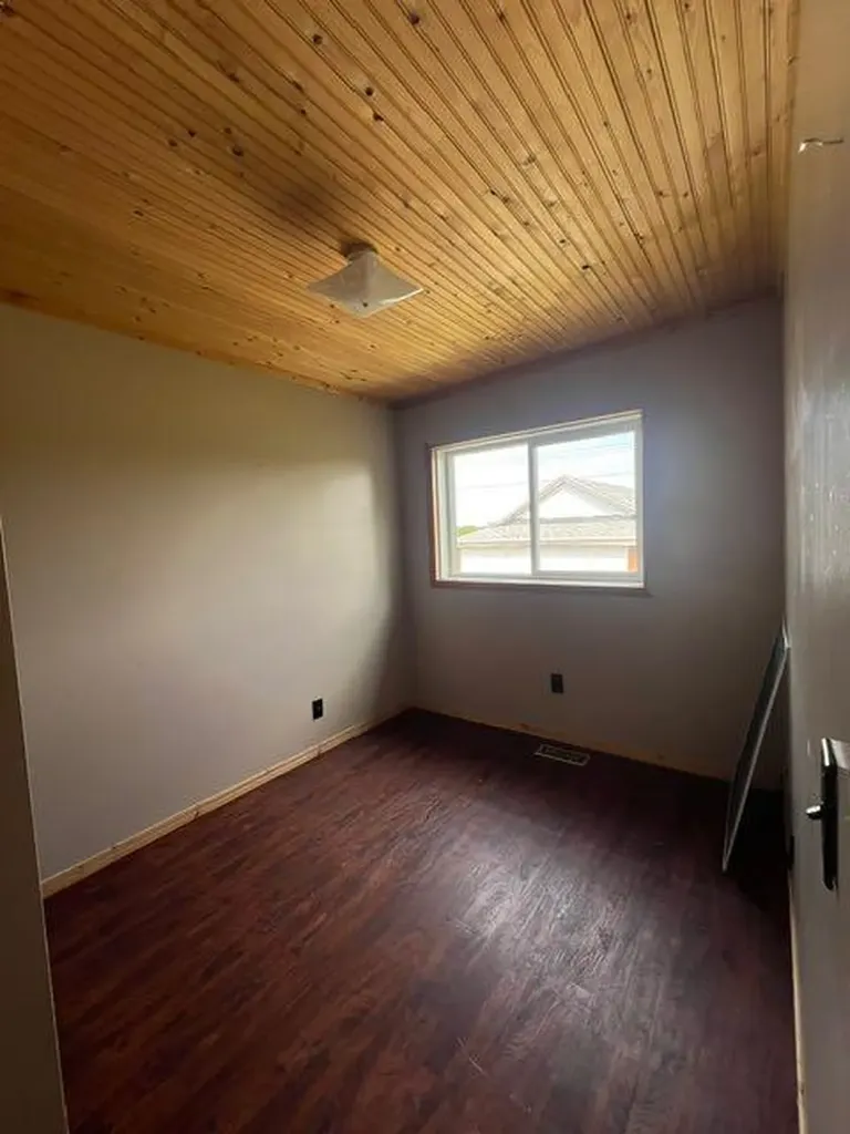 5503 51 Street Edgerton AB T0B 1K0