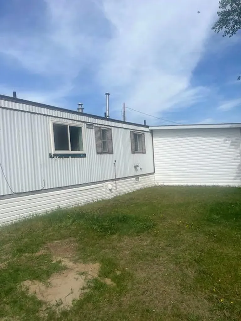 5503 51 Street Edgerton AB T0B 1K0
