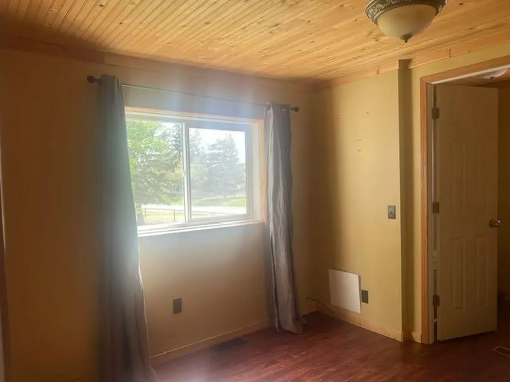 5503 51 Street Edgerton AB T0B 1K0