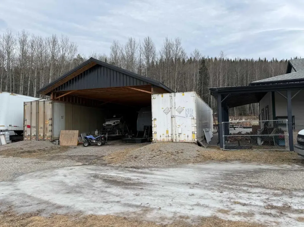 24403 East River Road Hinton AB T7V 0A3