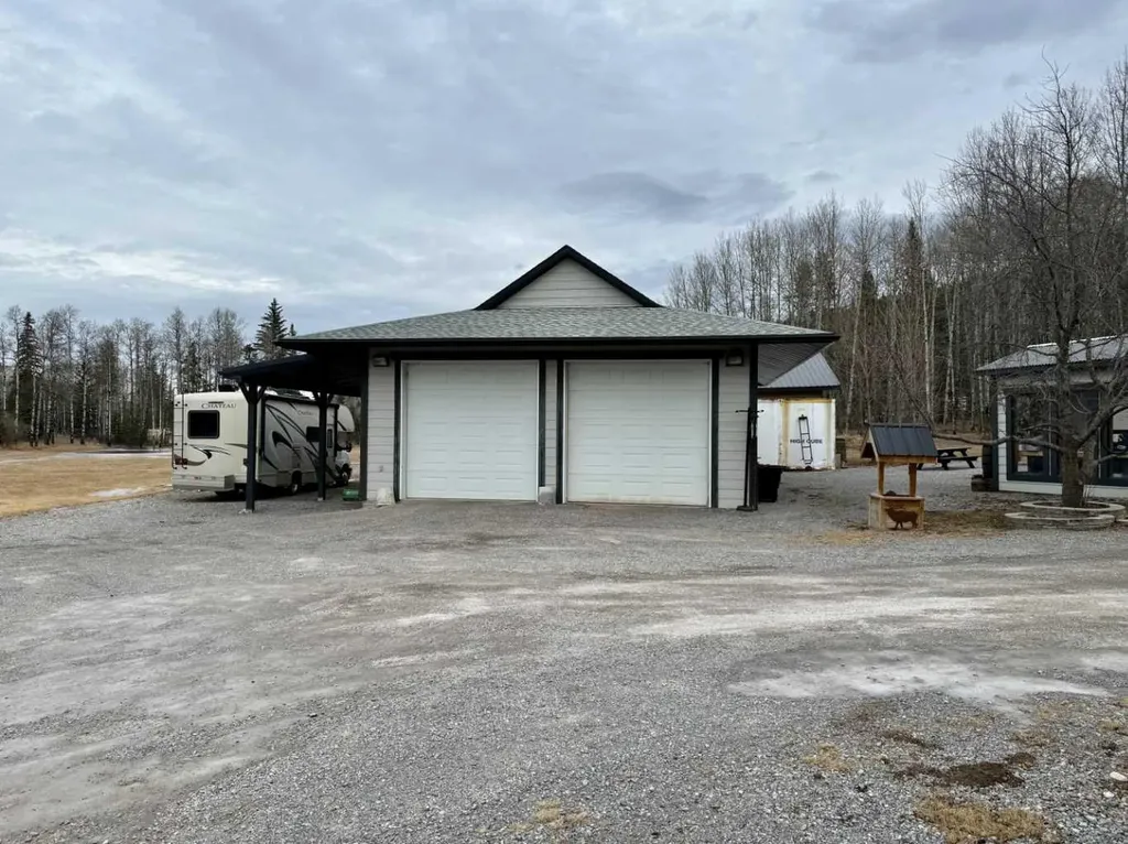 24403 East River Road Hinton AB T7V 0A3
