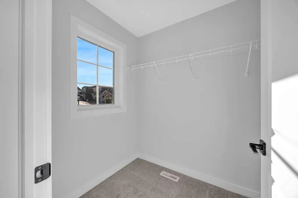 26 Versant Path SW Calgary AB T2Y 0Z4