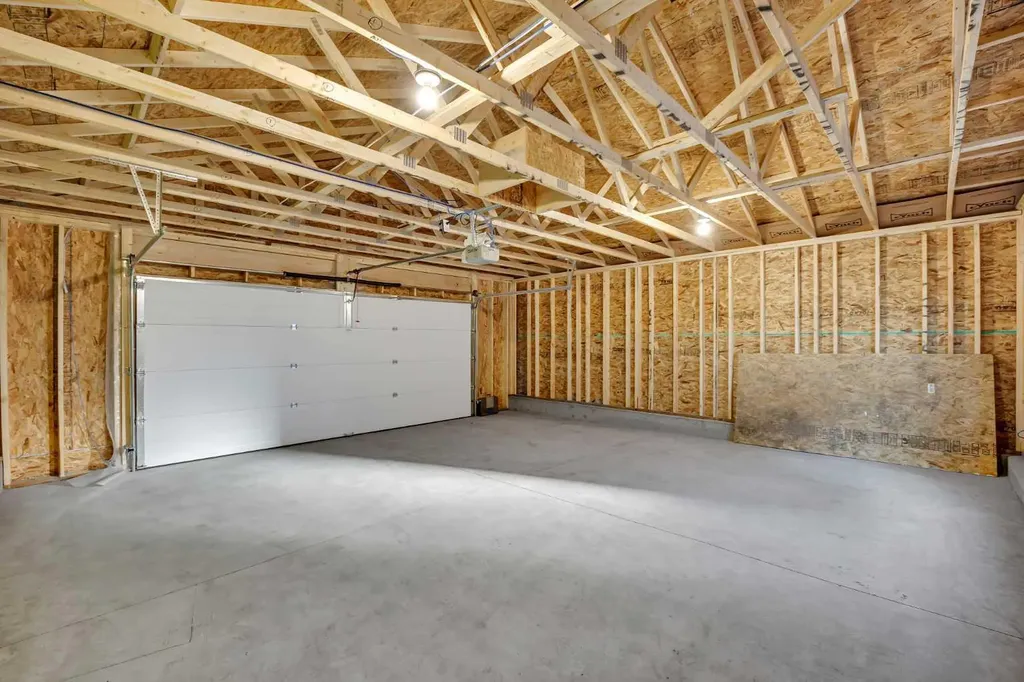 26 Versant Path SW Calgary AB T2Y 0Z4