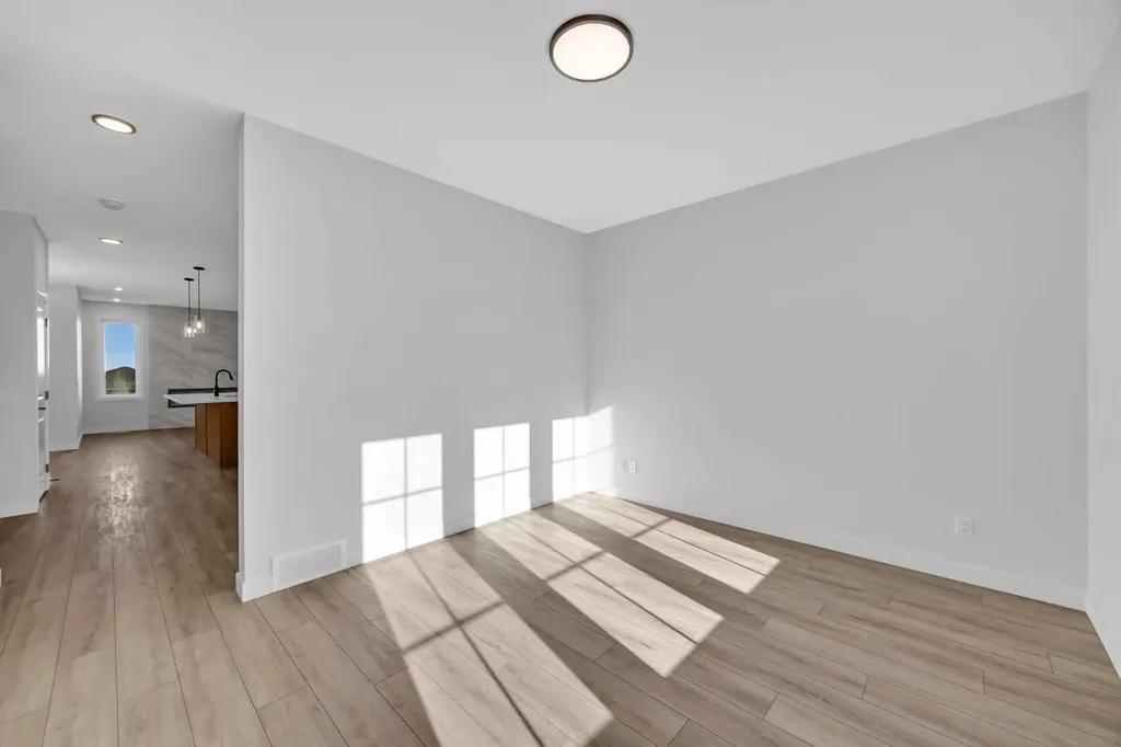 26 Versant Path SW Calgary AB T2Y 0Z4
