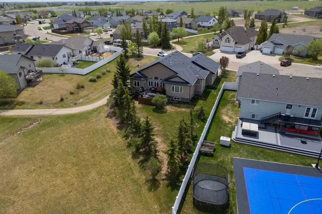 3804 69a Street Close Camrose AB T4V 5A8