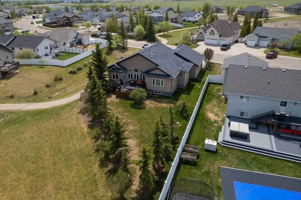 3804 69a Street Close Camrose AB T4V 5A8