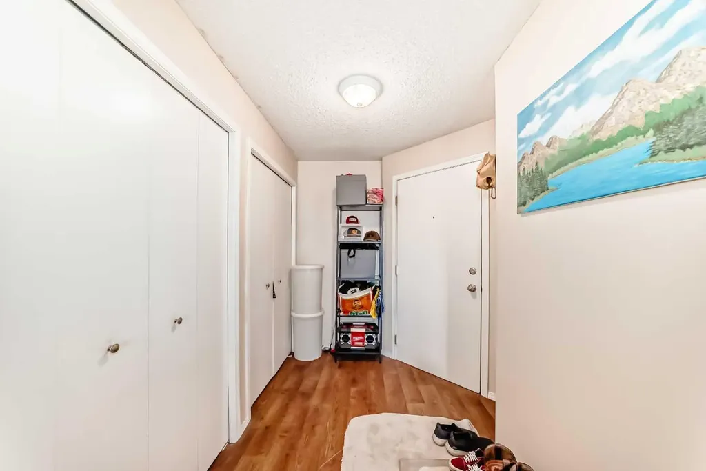 6224 17 Avenue SE Calgary AB T2A 7X8