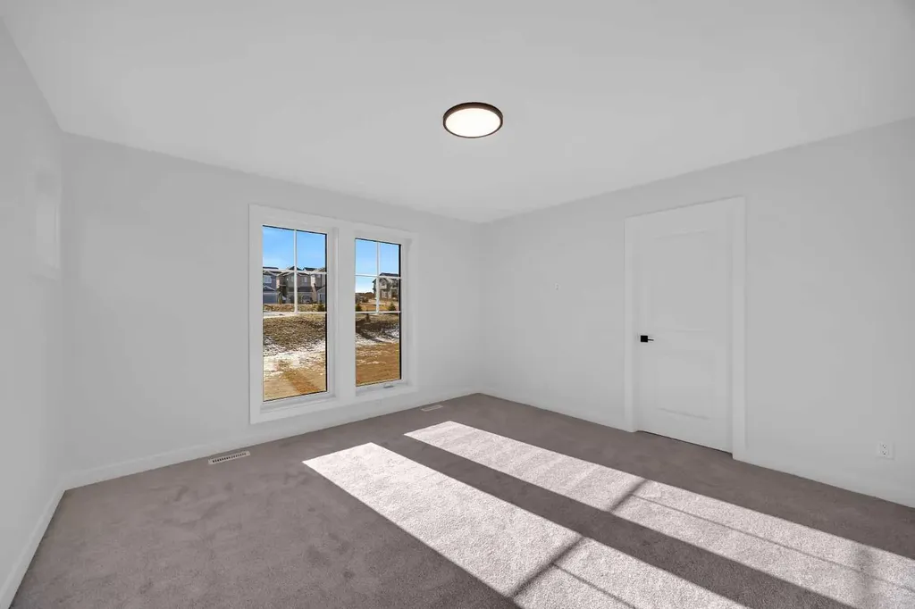 14 Versant Path SW Calgary AB T2Y 0Z5