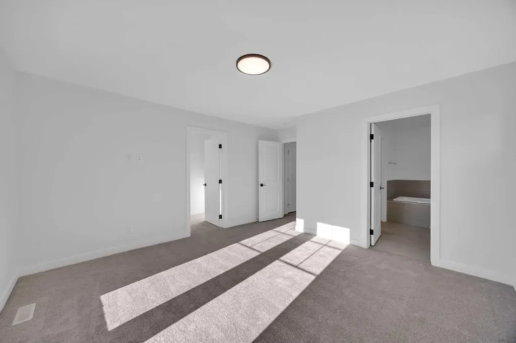 14 Versant Path SW Calgary AB T2Y 0Z5