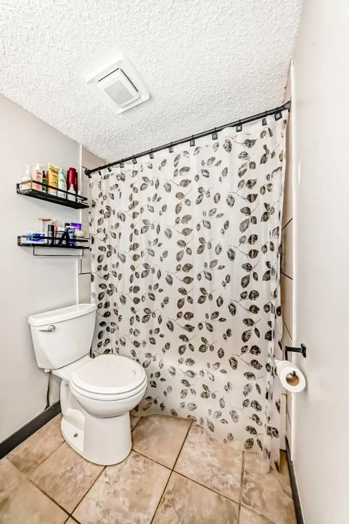 2508 17 Street SW Calgary AB T2T 4M8