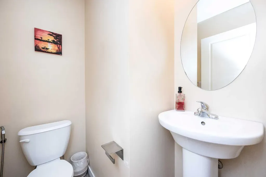 60 Covecreek Mews NE Calgary AB T3J 4V9