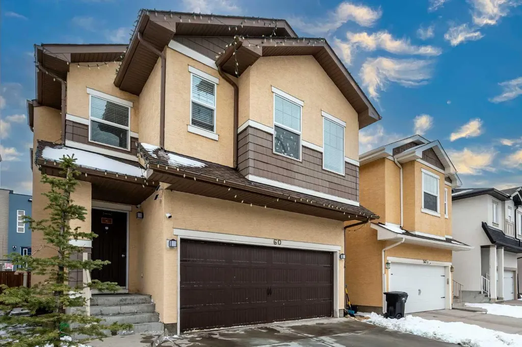 60 Covecreek Mews NE Calgary AB T3J 4V9
