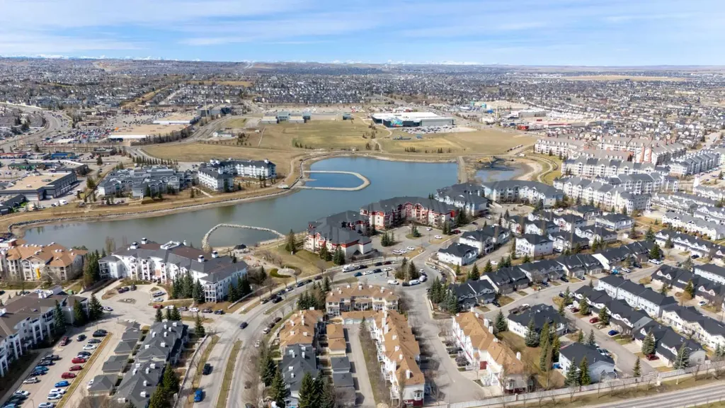 60 Covecreek Mews NE Calgary AB T3J 4V9