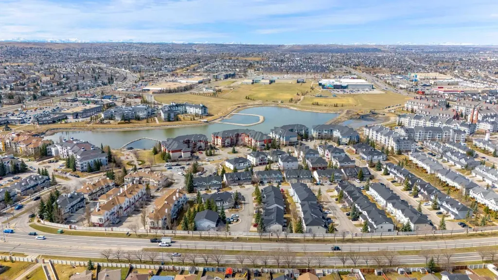 60 Covecreek Mews NE Calgary AB T3J 4V9