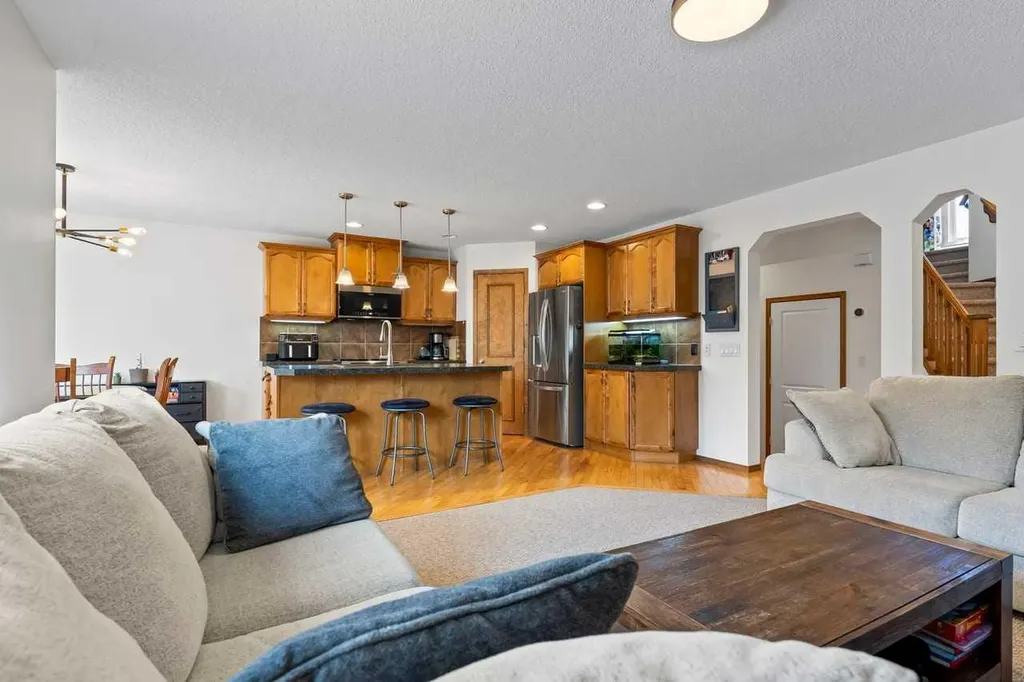 921 Cranston Drive SE Calgary AB T3M 1E3