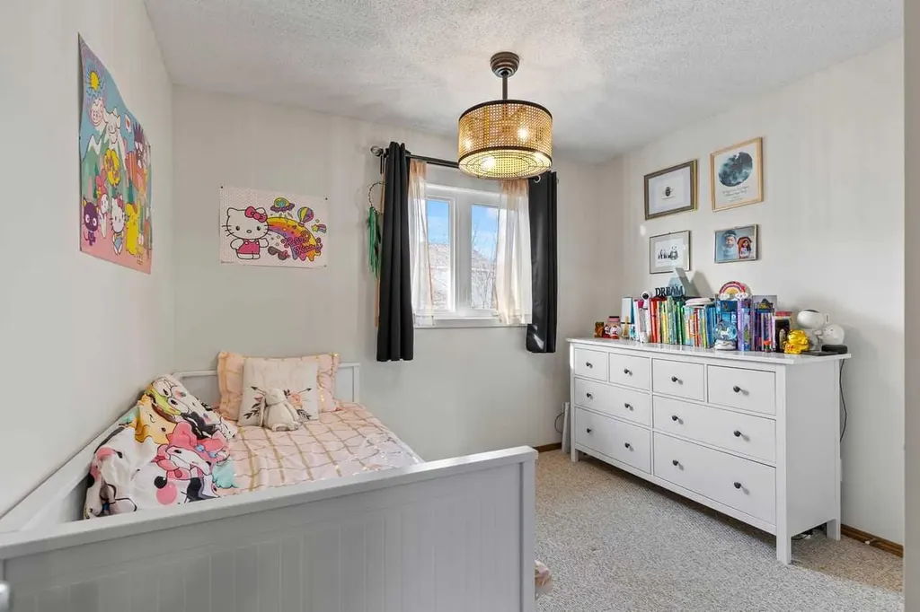 921 Cranston Drive SE Calgary AB T3M 1E3