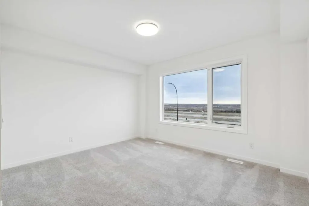 28 Bluerock Terrace SW Calgary AB T2Y0V8