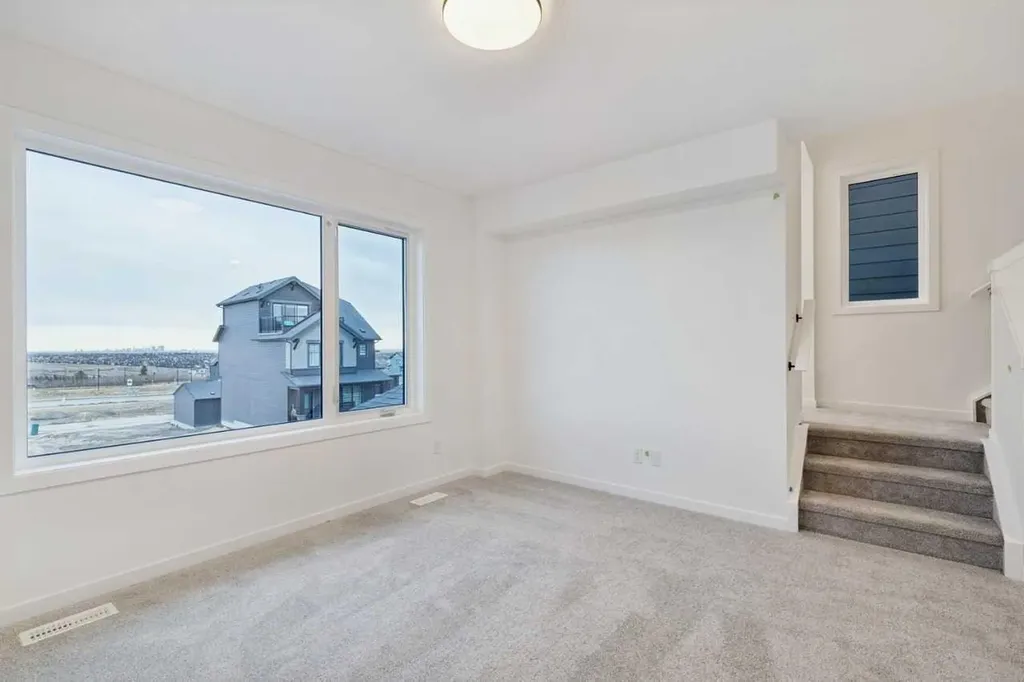 28 Bluerock Terrace SW Calgary AB T2Y0V8