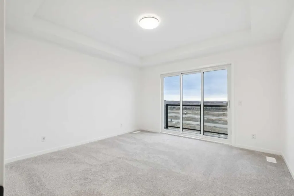 28 Bluerock Terrace SW Calgary AB T2Y0V8