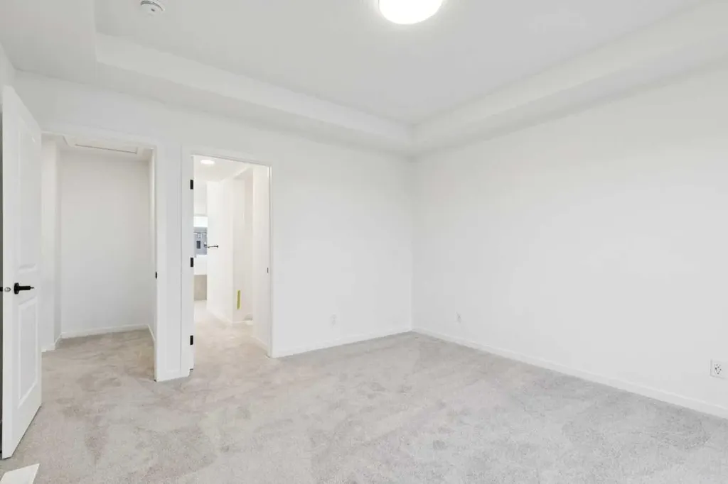28 Bluerock Terrace SW Calgary AB T2Y0V8
