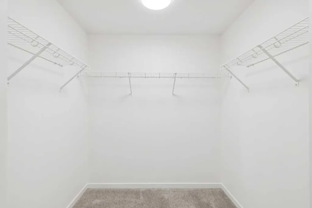 28 Bluerock Terrace SW Calgary AB T2Y0V8