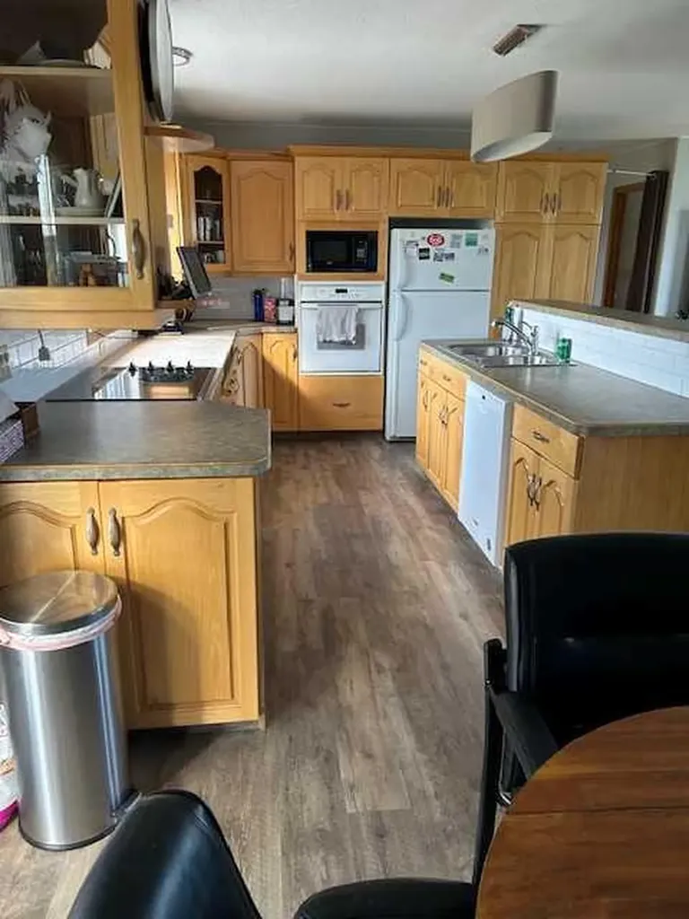 18142 Township Road 1102 Rural Mackenzie County AB T0H 1Z0
