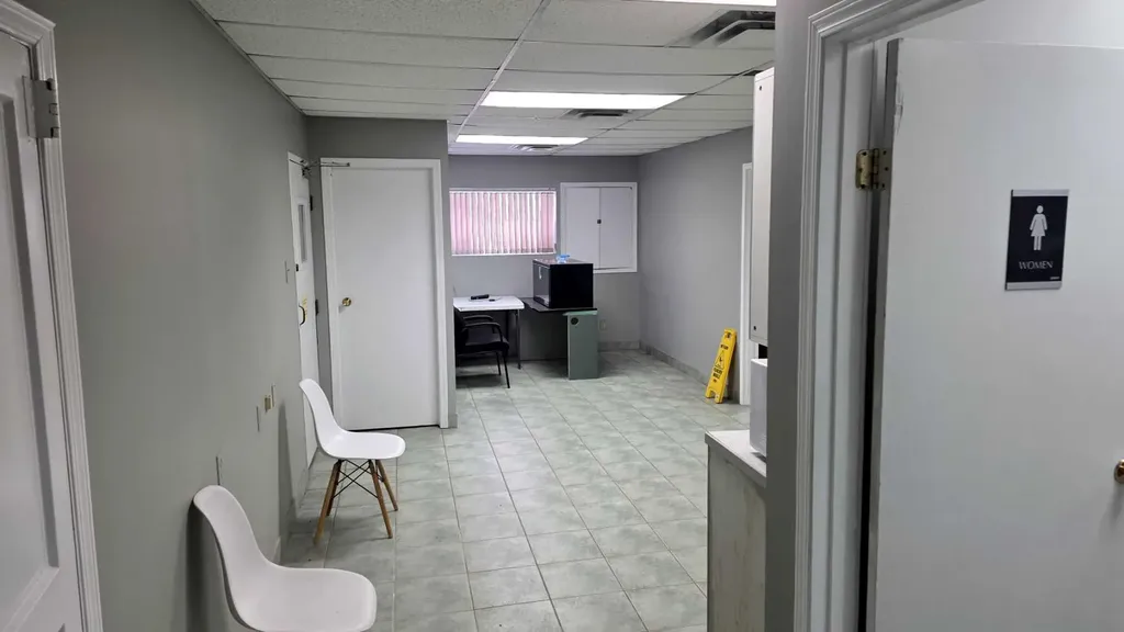 5406 43 Street Red Deer AB T4N 1C9