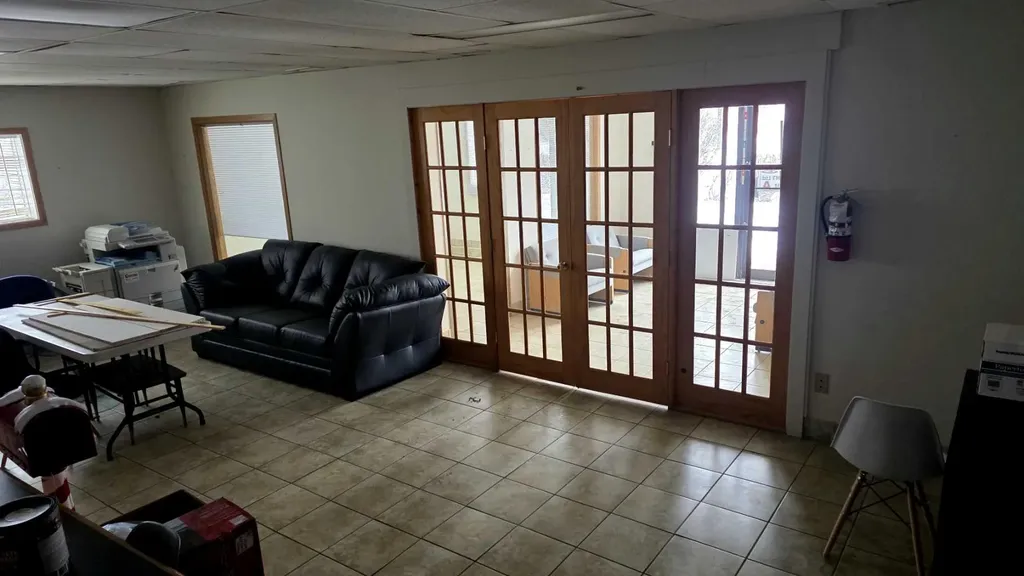 5406 43 Street Red Deer AB T4N 1C9
