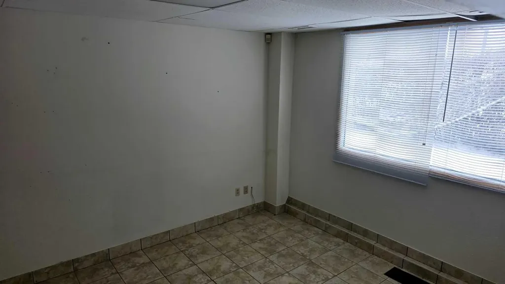 5406 43 Street Red Deer AB T4N 1C9