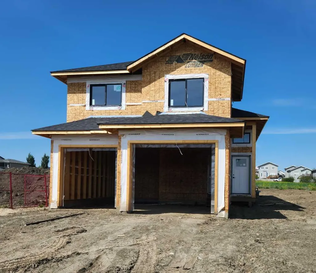 12914 87 Street Grande Prairie AB T8X 0X8