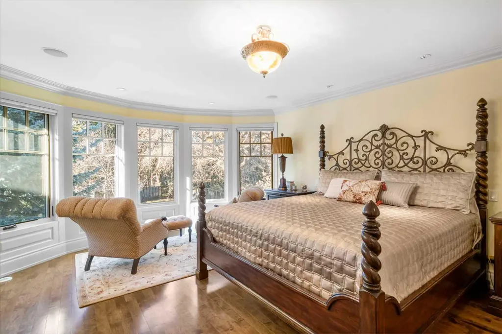 2905 Carleton Street SW Calgary AB T2T 3L1