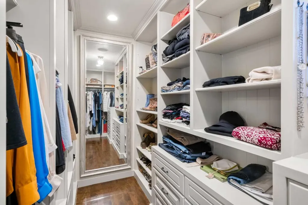 2905 Carleton Street SW Calgary AB T2T 3L1