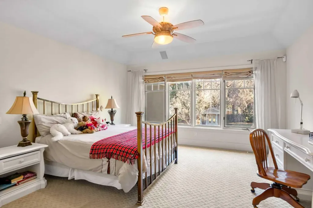 2905 Carleton Street SW Calgary AB T2T 3L1