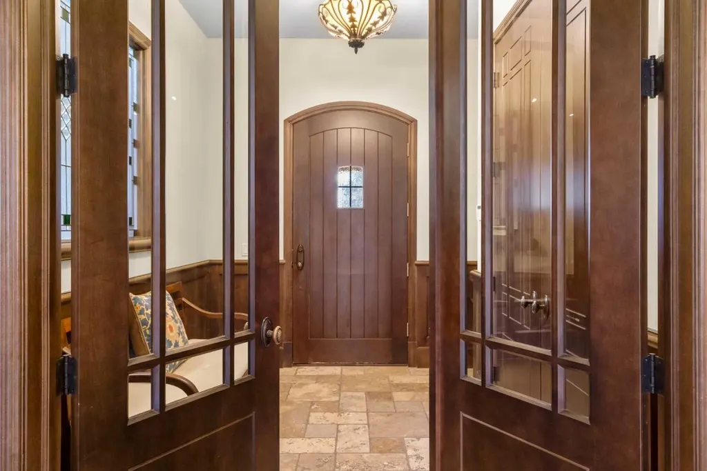 2905 Carleton Street SW Calgary AB T2T 3L1