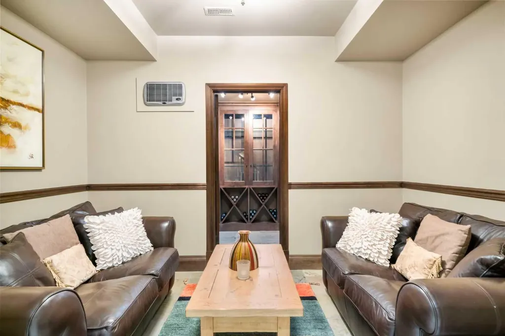 2905 Carleton Street SW Calgary AB T2T 3L1