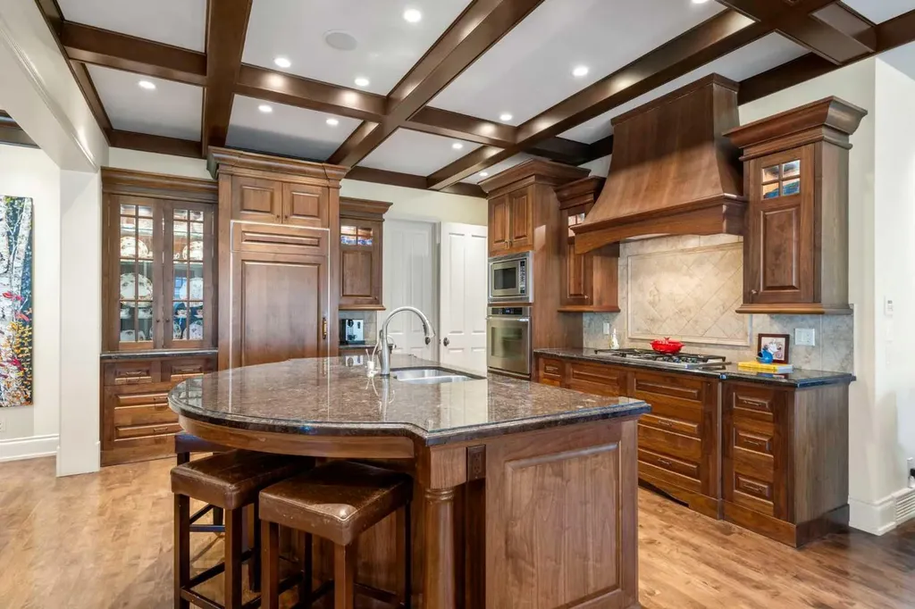 2905 Carleton Street SW Calgary AB T2T 3L1