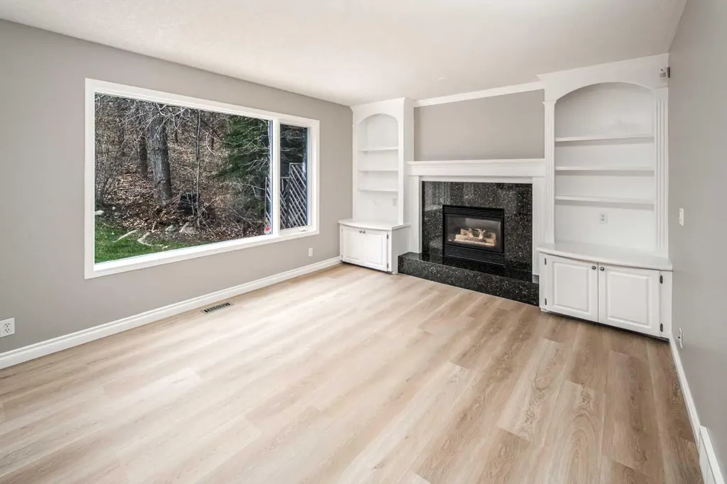 79 Hamptons Heights NW Calgary AB T3A 5W1