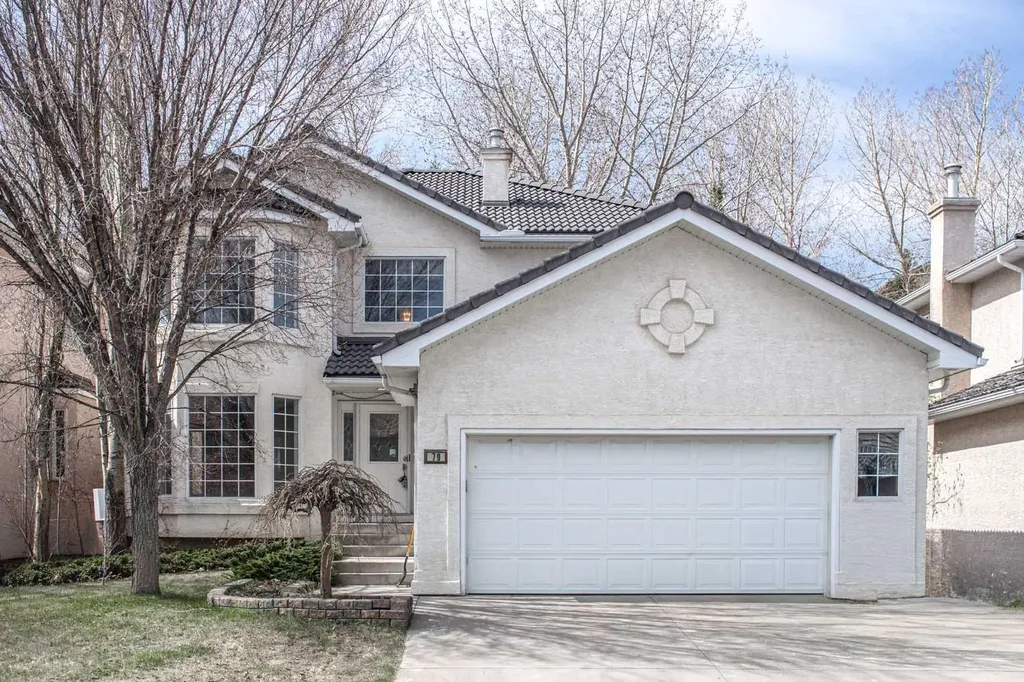 79 Hamptons Heights NW Calgary AB T3A 5W1