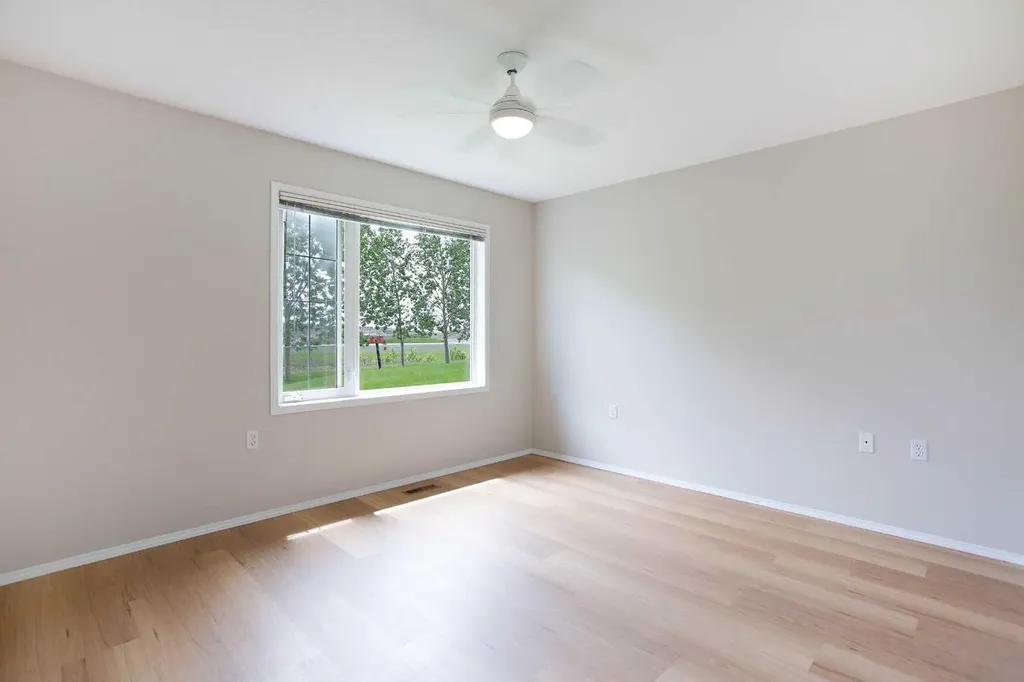 537 Epiphany Bay Rural Rocky View County AB T1X1G6