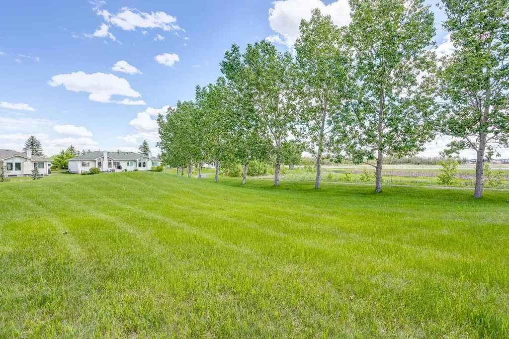 537 Epiphany Bay Rural Rocky View County AB T1X1G6
