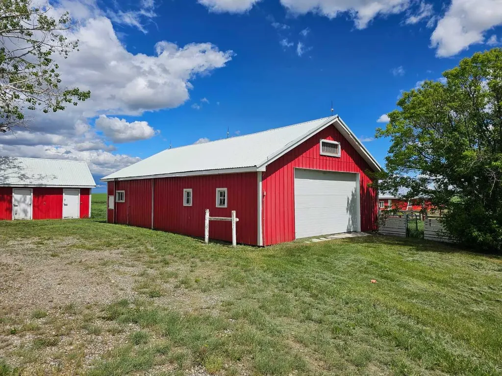 Corner Of Hwy 540 & 104 Street E Rural Foothills County AB T0L 0P0