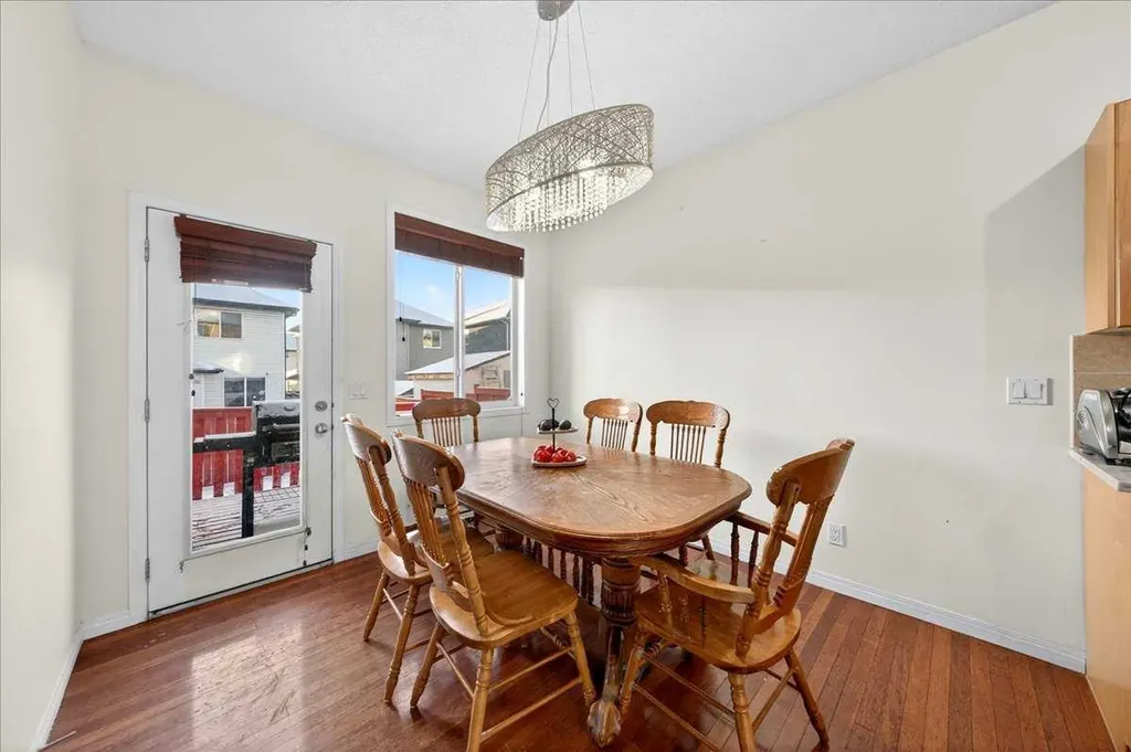 34 Saddlecrest Crescent NE Calgary AB t3j0c6