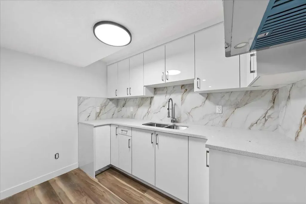34 Saddlecrest Crescent NE Calgary AB t3j0c6