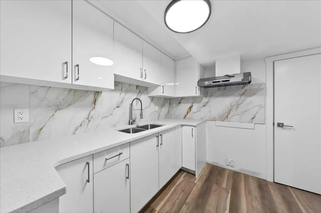 34 Saddlecrest Crescent NE Calgary AB t3j0c6