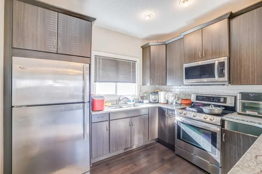 29 Redstone Common NE Calgary AB T3N 0K3