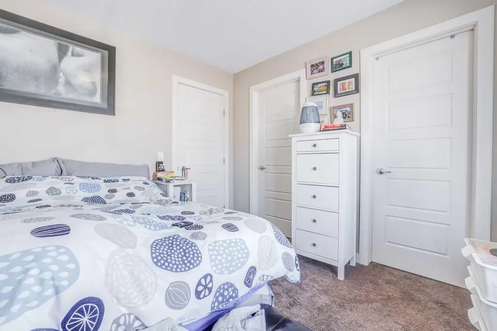 29 Redstone Common NE Calgary AB T3N 0K3