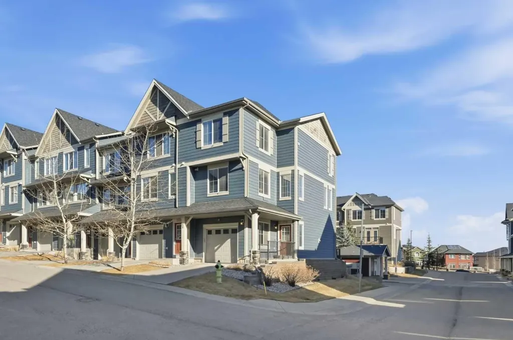 176 Evansview Gardens NW Calgary AB T3P 0L2